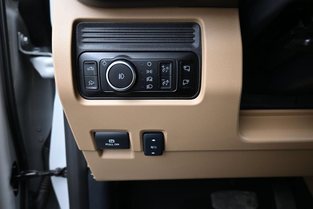 Used 2026 Ford F250 Lariat w/ Tremor Off-Road Package AWD/4WD image 12