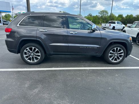 Used 2018 Jeep Grand Cherokee Limited w/ Trailer Tow Group IV image 5