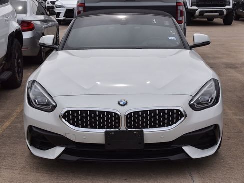 Used 2019 BMW Z4 sDrive30i w/ Premium Package image 3