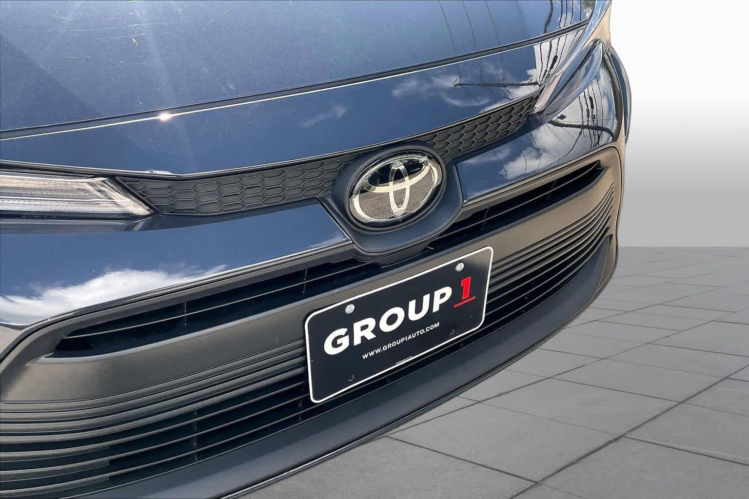 Used 2026 Toyota Corolla LE FWD image 29
