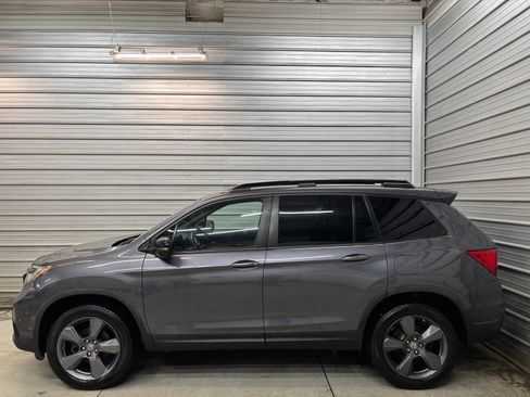 Used 2021 Honda Passport Touring image 6