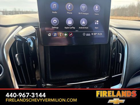 Used 2021 Chevrolet Traverse LT image 25