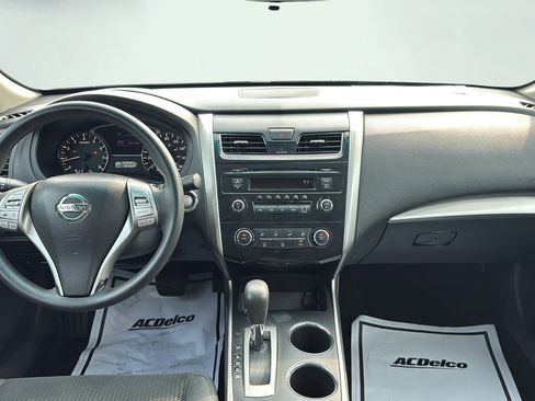 Used 2015 Nissan Altima 2.5 S FWD image 17