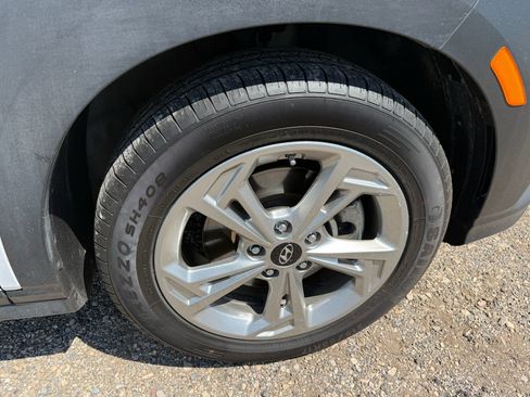 Used 2023 Hyundai Kona SEL AWD/4WD image 9