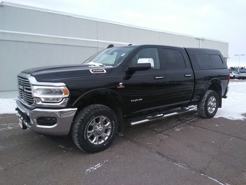 Used 2020 RAM 2500 Laramie image 2