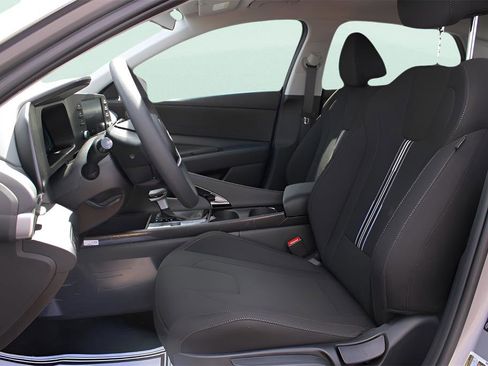 New 2025 Hyundai Elantra Blue image 13
