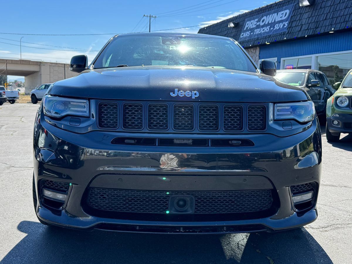 Used 2017 Jeep Grand Cherokee SRT AWD/4WD image 2
