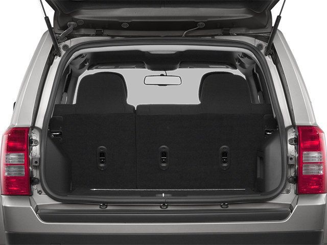Used 2014 Jeep Patriot Latitude FWD image 14