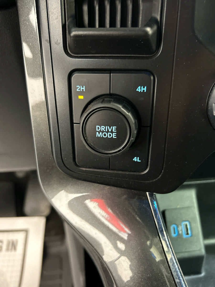 Used 2021 Ford F150 XLT w/ Equipment Group 302A High AWD/4WD image 8