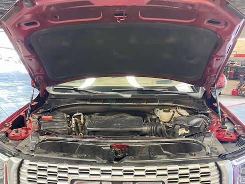 Used 2022 GMC Yukon Denali AWD/4WD image 34