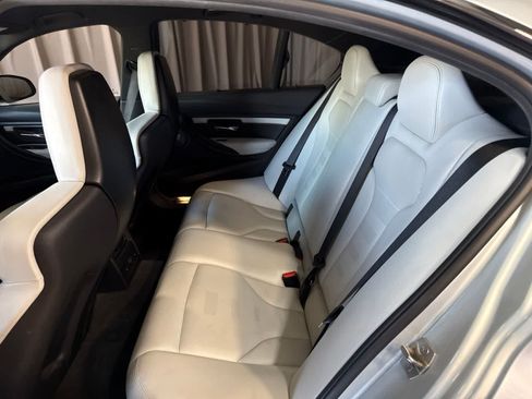 Used 2016 BMW M3 RWD image 16