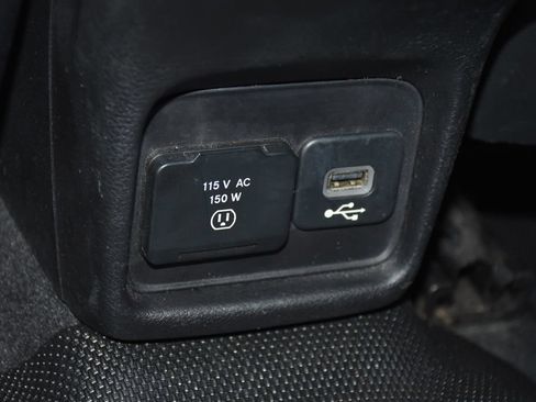 Used 2018 Jeep Compass Limited AWD/4WD image 29