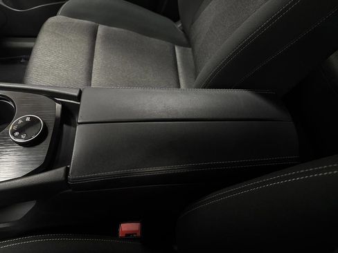 Used 2024 Nissan Rogue SV image 18