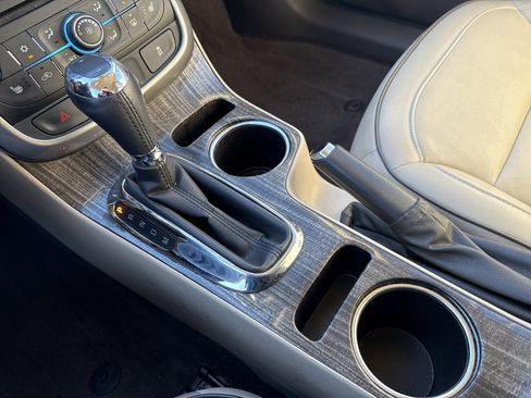 Used 2014 Chevrolet Malibu LT image 23