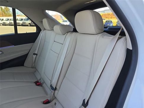 Used 2026 Mercedes-Benz GLE 450 4MATIC image 16