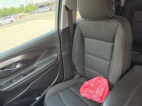 Used 2023 GMC Terrain SLE FWD image 11