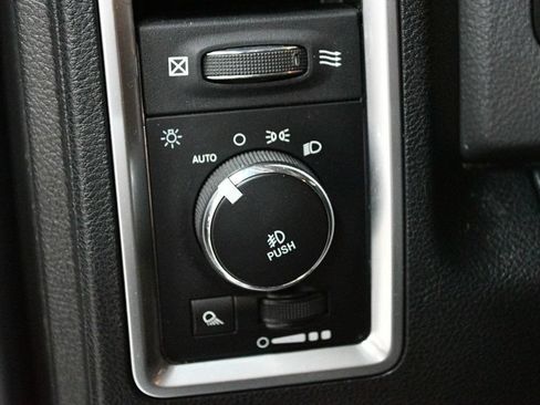 Used 2016 RAM 1500 Lone Star AWD/4WD image 18