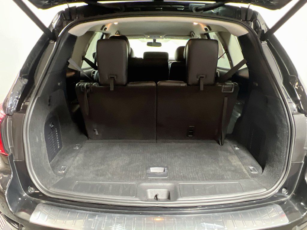 Used 2019 Nissan Pathfinder SL AWD/4WD image 23