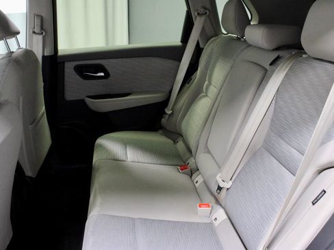 Certified 2023 Nissan Rogue SV FWD image 21