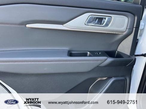 New 2026 Ford Explorer Active image 19