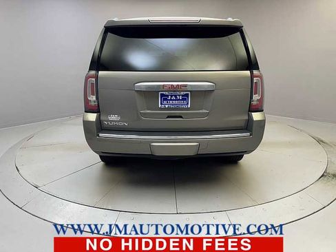 Used 2019 GMC Yukon Denali AWD/4WD image 4