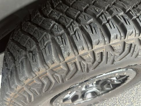 Used 2022 Ford Bronco Wildtrak image 15