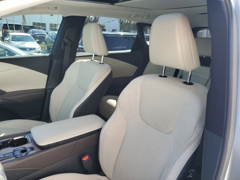 Used 2023 Lexus RX 350 w/ Accessory Package (Z1) image 19