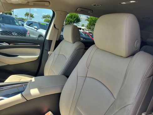 Used 2021 Buick Enclave Essence w/ Sound and Sites Package FWD image 17