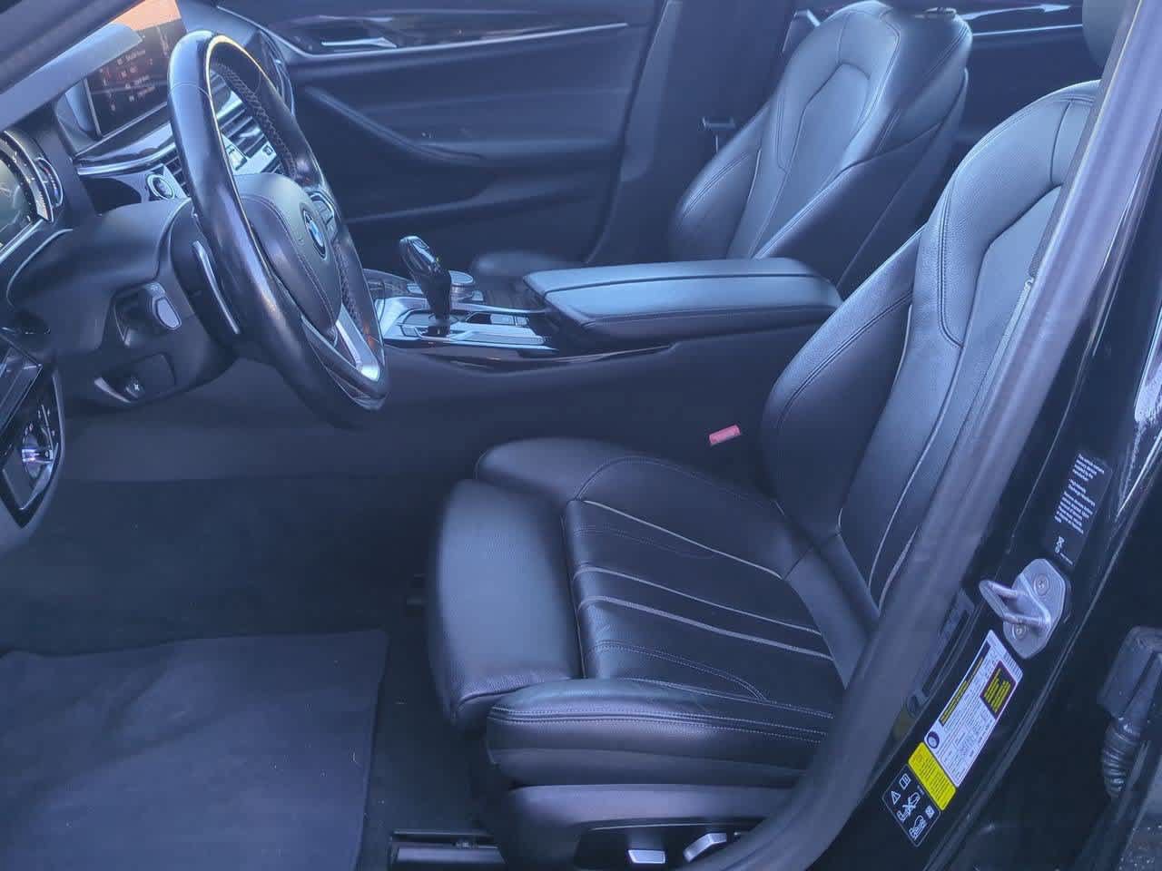 Used 2019 BMW 540i xDrive w/ Convenience Package AWD/4WD image 15