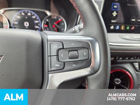 Used 2025 Chevrolet Blazer RS FWD image 36