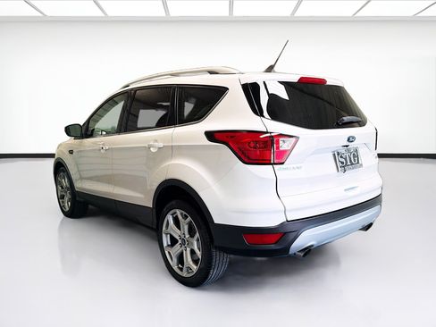 Used 2019 Ford Escape Titanium AWD/4WD image 6