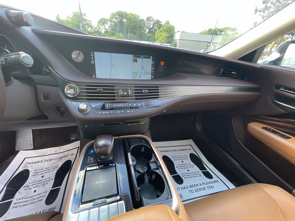 Used 2018 Lexus LS 500 AWD w/ Accessory Package (Z2) image 15