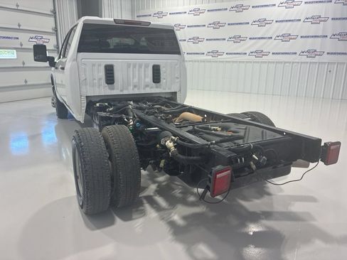 Used 2024 Chevrolet Silverado 3500 W/T w/ WT Convenience Package AWD/4WD image 4
