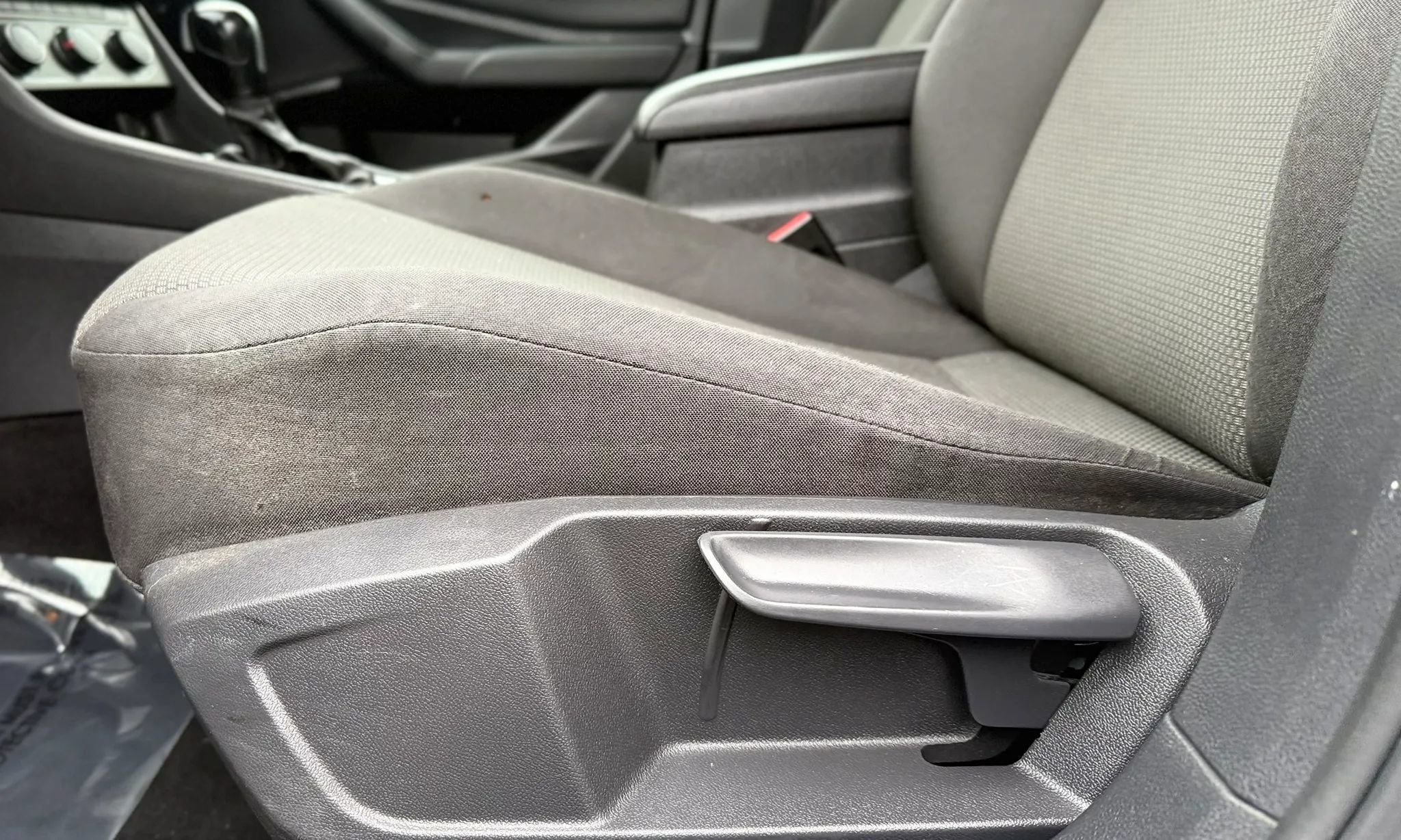 Used 2019 Volkswagen Jetta S FWD image 25