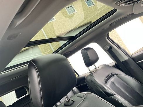 Used 2022 Jeep Grand Cherokee L Limited image 44