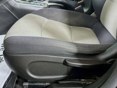 Used 2012 Chevrolet Cruze LS w/ Connectivity Package image 19