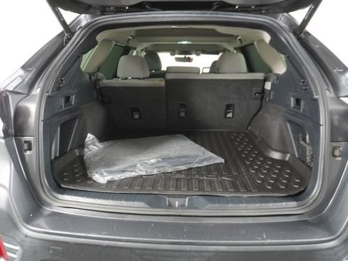 Used 2022 Subaru Outback Premium AWD/4WD image 37