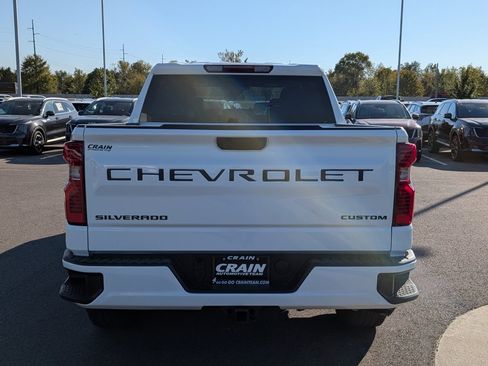 Used 2024 Chevrolet Silverado 1500 Custom w/ Turbomax Blackout Package image 6