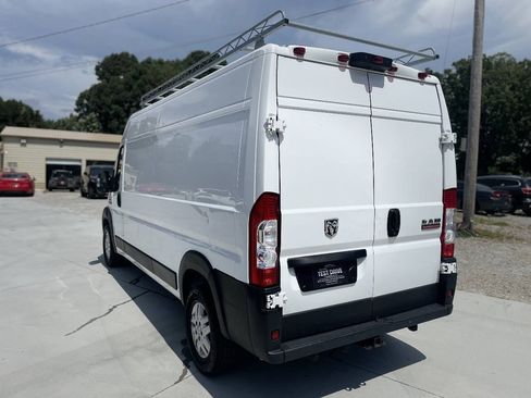 Used 2020 RAM ProMaster 2500 w/ Interior Convenience Group FWD image 5