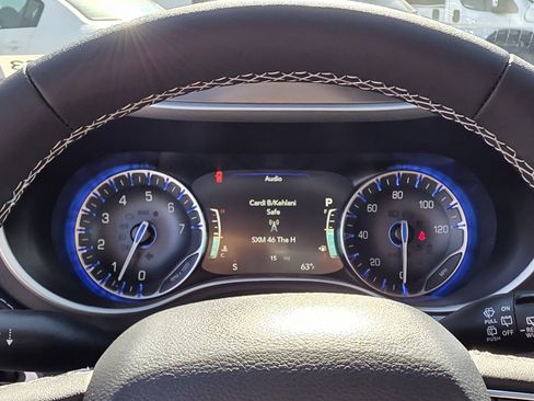 New 2026 Chrysler Pacifica Select image 16