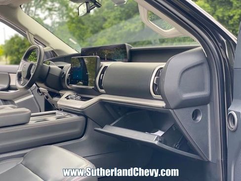 Used 2025 Ford Expedition Max Active AWD/4WD image 20
