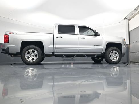 Used 2018 Chevrolet Silverado 1500 LT w/ All Star Edition AWD/4WD image 26