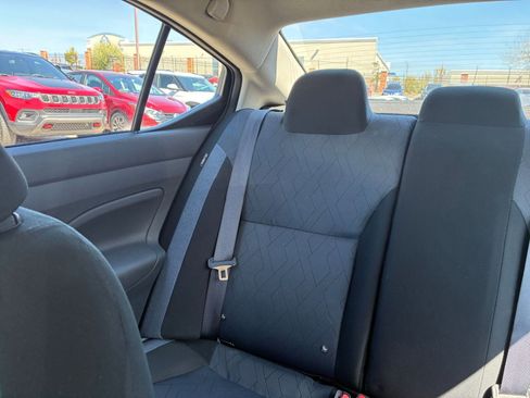 Used 2025 Nissan Versa SV FWD image 34