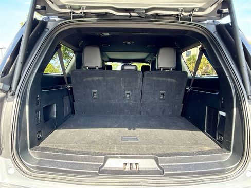 Used 2021 Ford Expedition Max Limited image 30