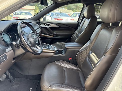 Used 2023 MAZDA CX-9 Signature image 9