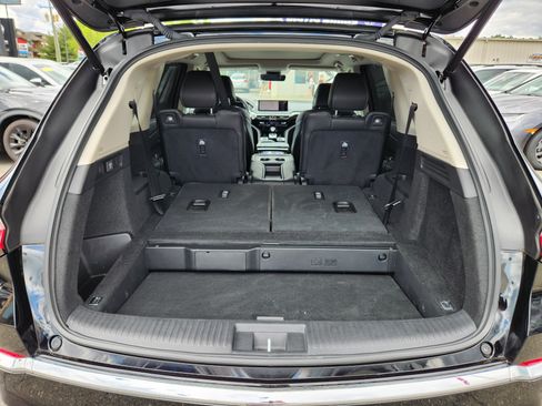 Certified 2024 Acura MDX SH-AWD w/ Technology Package image 8