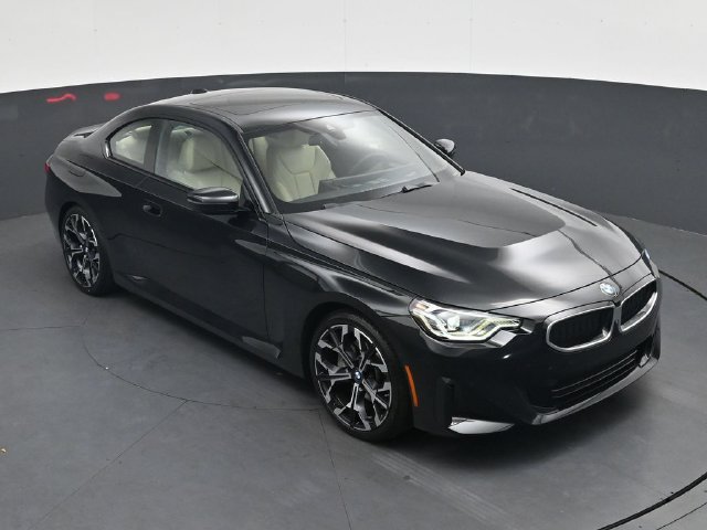 Certified 2025 BMW 230i Coupe w/ Premium Package RWD image 24