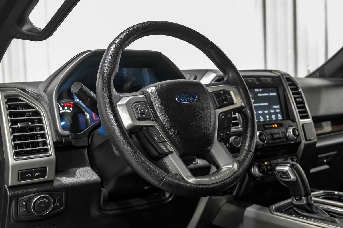 Used 2016 Ford F150 Platinum w/ Equipment Group 701A Luxury AWD/4WD image 14
