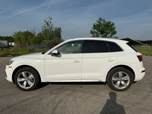 Used 2018 Audi Q5 Prestige AWD/4WD image 2