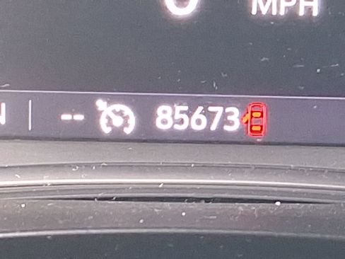 Certified 2022 Chevrolet Traverse LT image 41